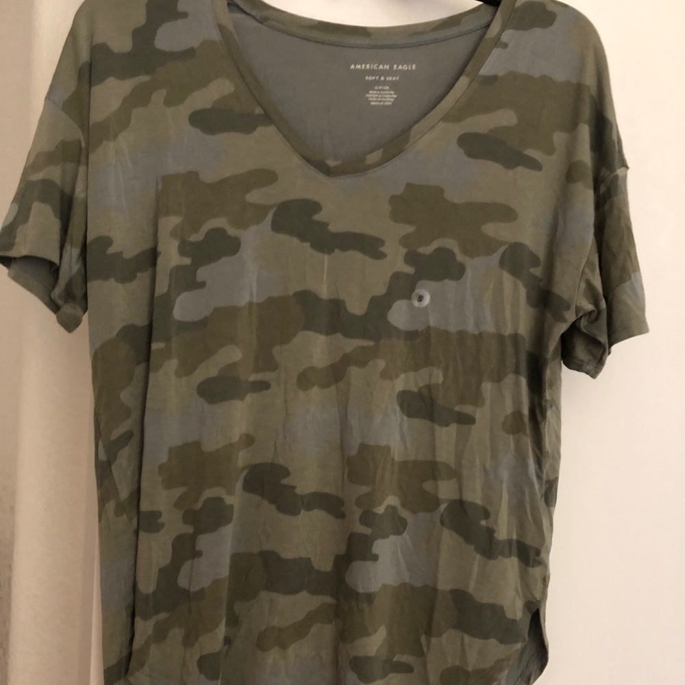 American eagle soft and sexy tee